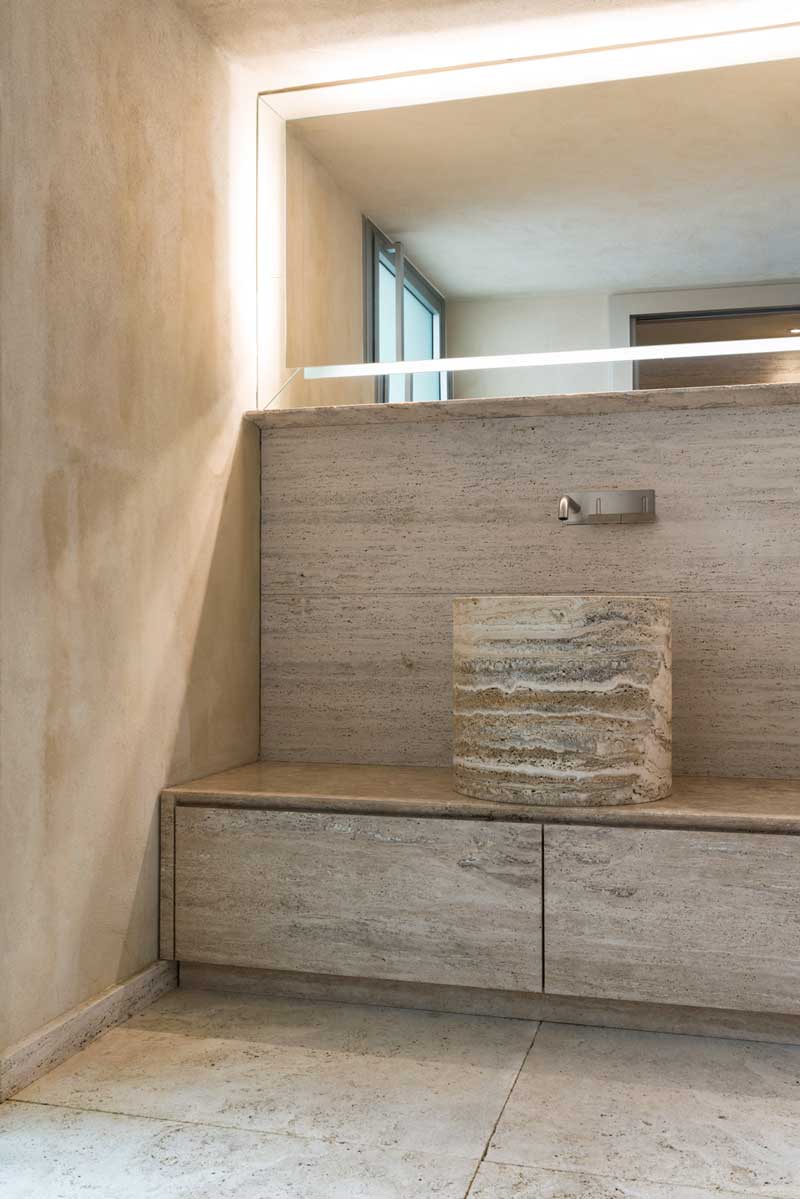 bespoke stone bathroom - bagno in pietra su misura | tailor made | Vaselli